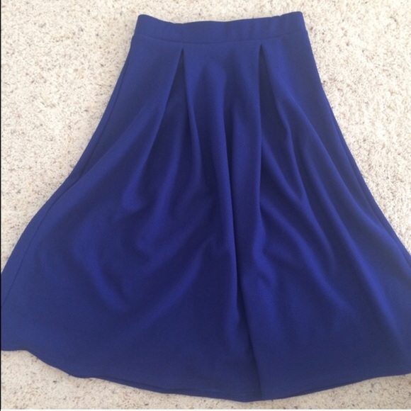 LAST ONE! Royal Blue Pleated Midi Skirt - Picture 3 of 3