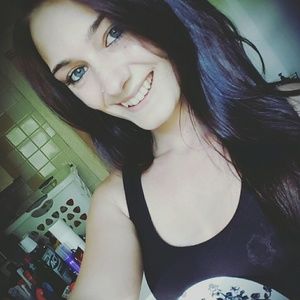 Meet your Posher, Krystal