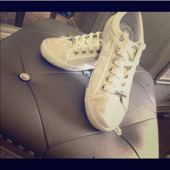 White coach sneakers great condition