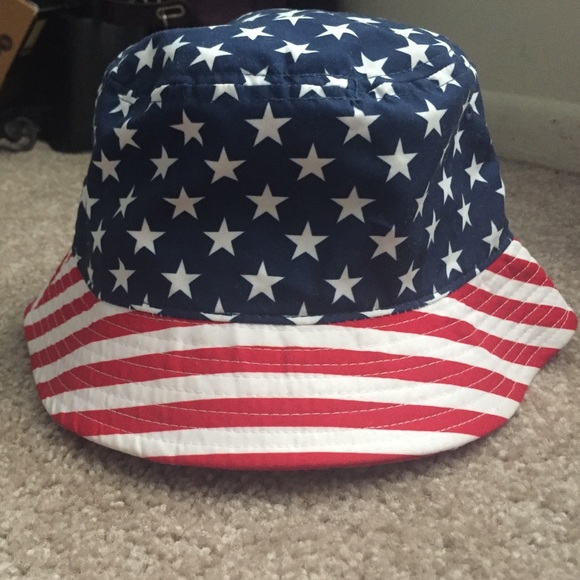 American flag bucket hat