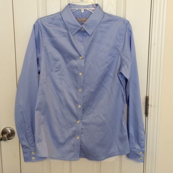 Never worn. Banana Republic button-up. Size 10.