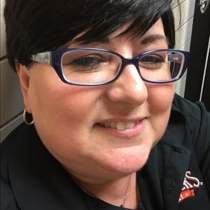 Meet your Posher, Ima