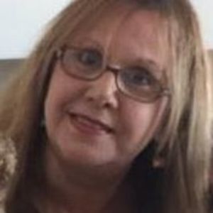 Meet your Posher, Carmela