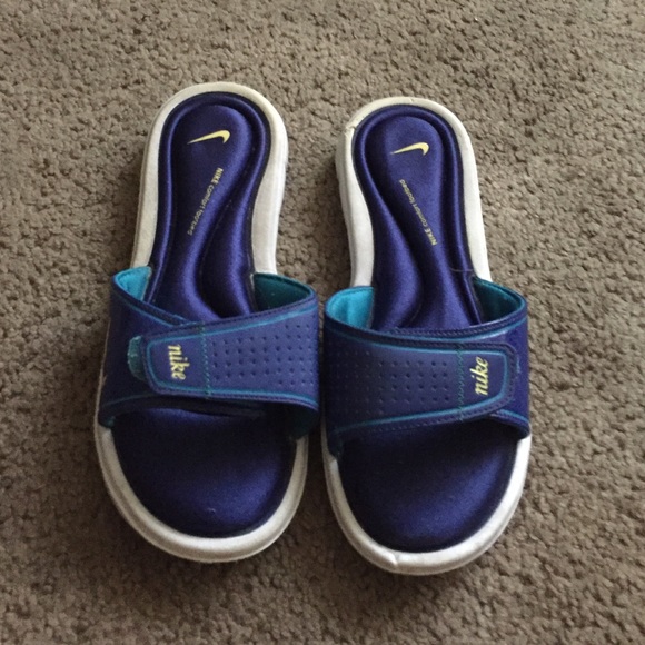Nike slides