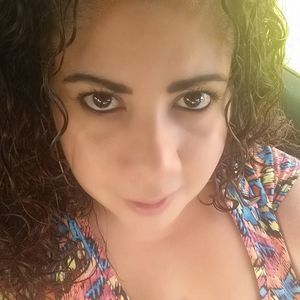 Meet your Posher, Deniris