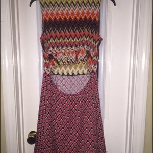 🔥open back multi print dress