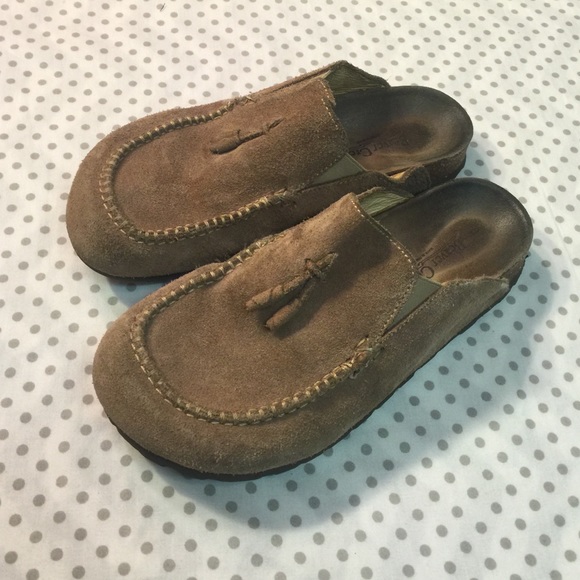 Leather Beaver Creek clogs.