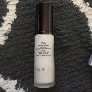 HOUR GLASS VIEL MINERAL PRIMER