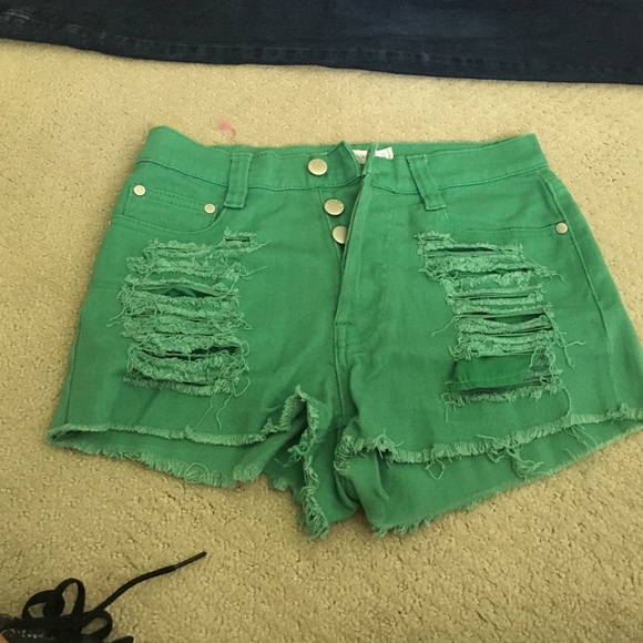 Green mink pink shorts