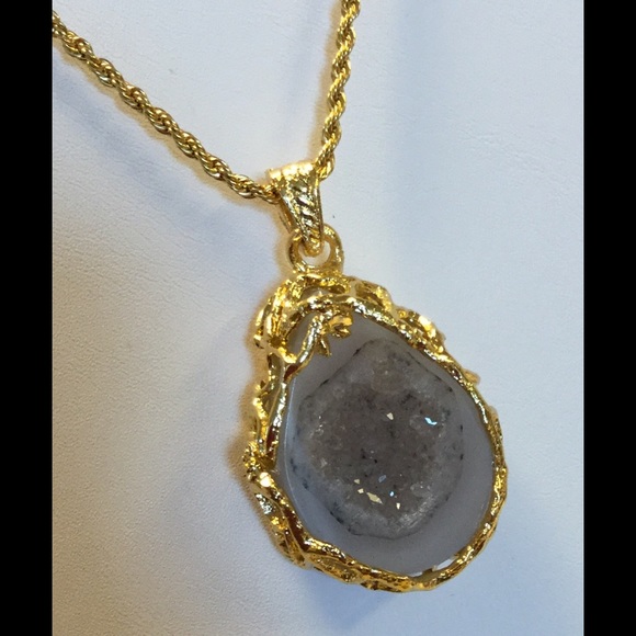 Jewelry - Druzy Agate 18k Gold Plated