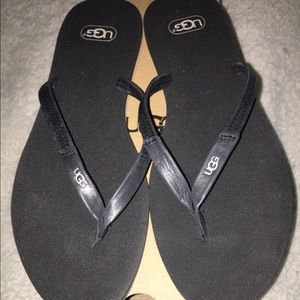 Women's UGG flip flops size 11 NIB