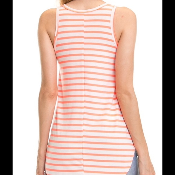 ❤️SOLD❤️Striped Tank Top - Picture 3 of 3