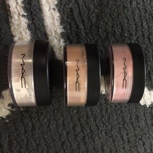 MAC BEAUTY LOOSE POWDER