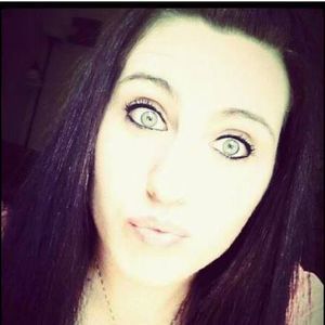 Meet your Posher, Felicia