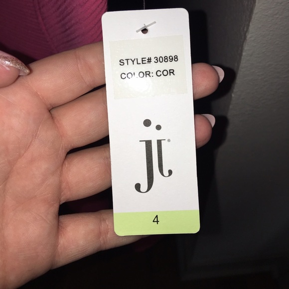 Adorable Pink/Coral Dress NWT - Picture 3 of 4