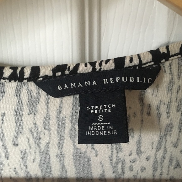 {Banana Republic} Faux Wrap Petite Dress - Picture 9 of 10