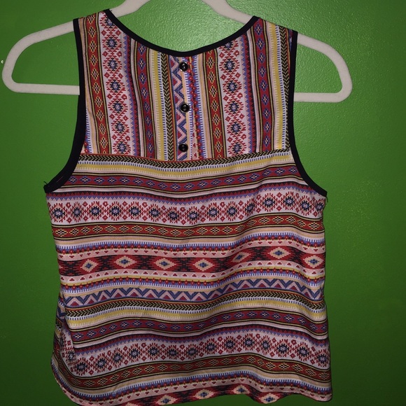 patterned shirt - Picture 3 of 3