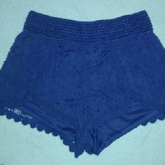 blue lace shorts - Picture 1 of 3