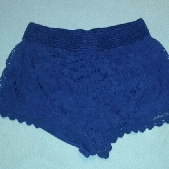 blue lace shorts - Picture 2 of 3