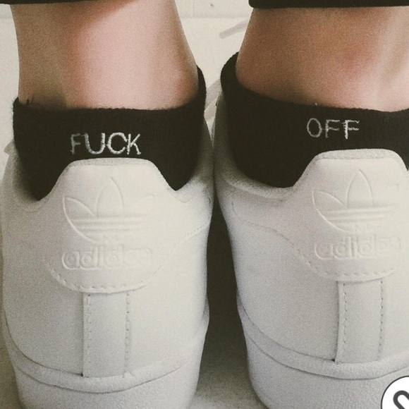 2$ BRANDY MELVILLE F*CK OFF SOCKS