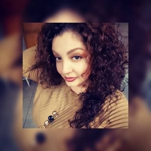 Meet your Posher, Lynette