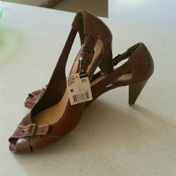 Brown Open Toe Heels **NEW **
