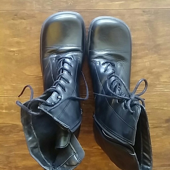 Leather Women boots