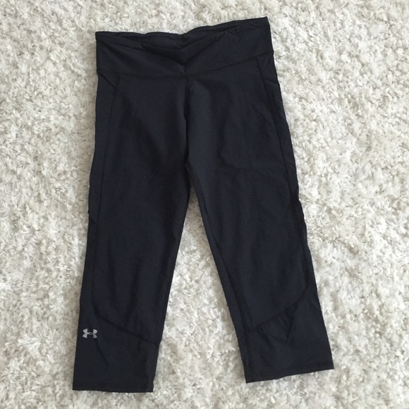 Under armour cropped leggings