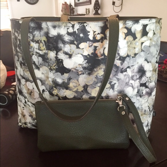 Echo New York purse