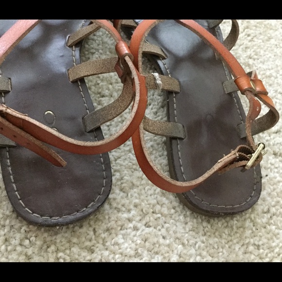 Beautiful sandals - Picture 4 of 4