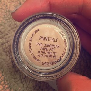 MAC pro longwear paint pot in Painterly