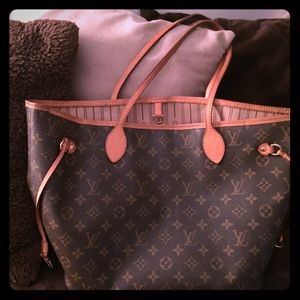 Authentic Louis Vuitton monogram neverfull