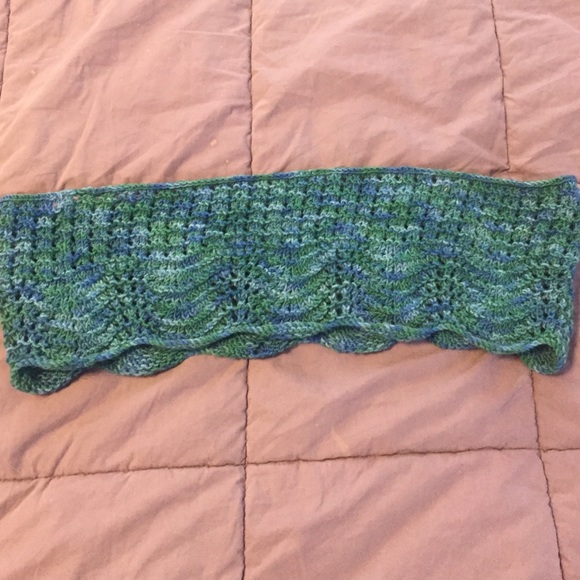 Handmade knit scarf ☺️