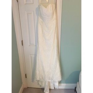 David's Bridal Wedding Dress size 10