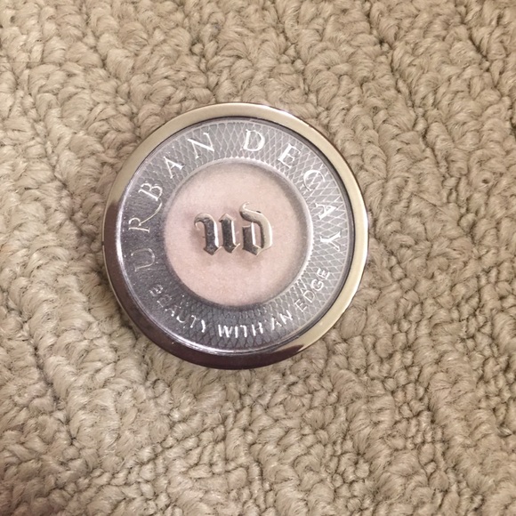 Urban Decay eyeshadow in Virgin