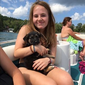 Meet your Posher, Carson