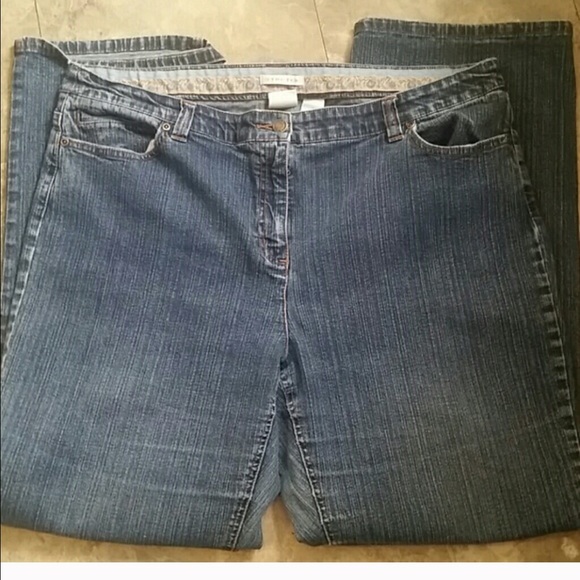 Short length straight leg jeans