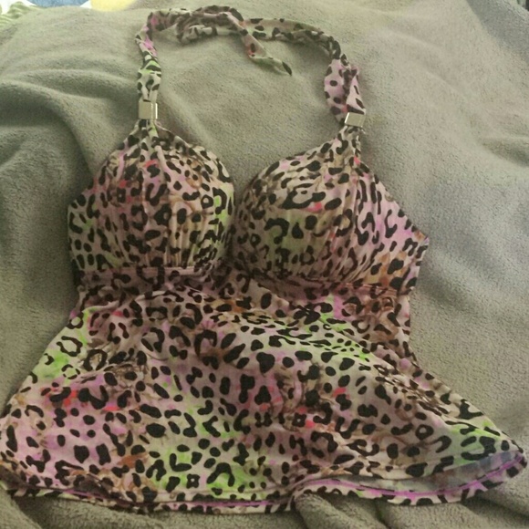 Sexy cheetah print halter bathing top