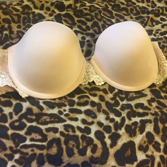 NWOT Wacoal strapless bra