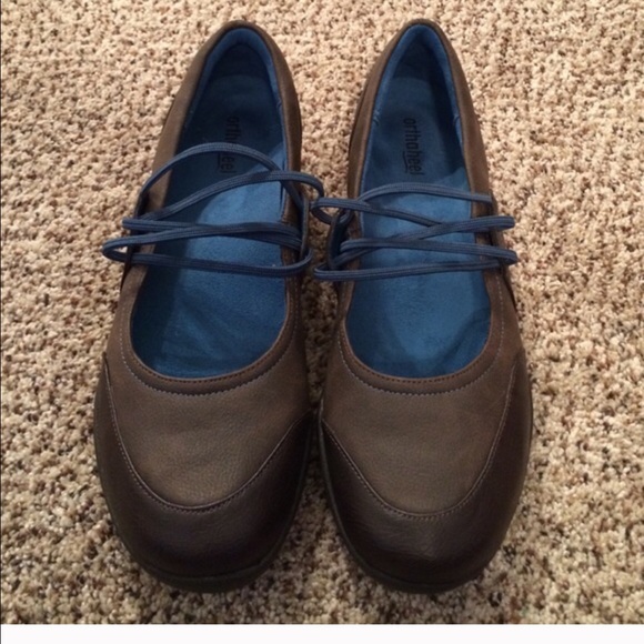 Orthaheel maryjanes brown