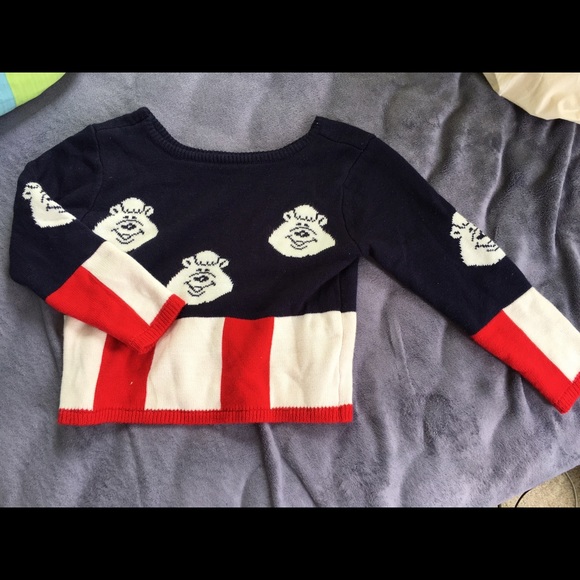 Japan W❤️C bear logo crop sweater