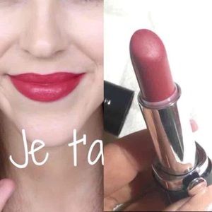 Full sized Marc Jacobs lipstick