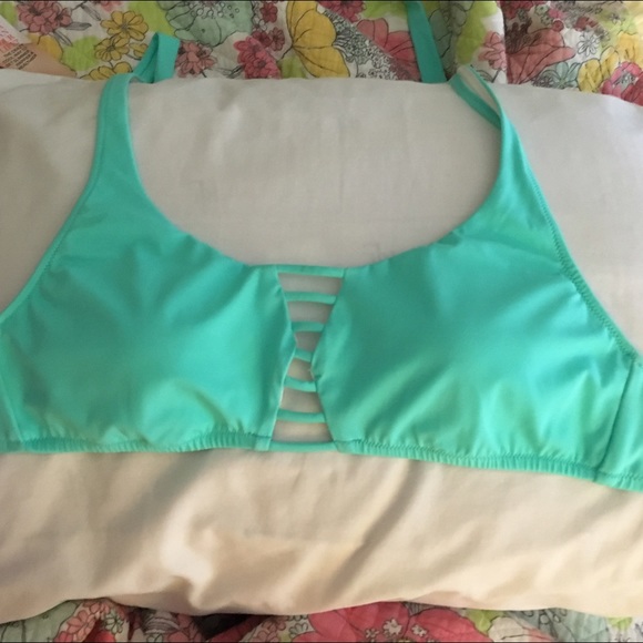 NEW Victoria's Secret Caged Halter Top