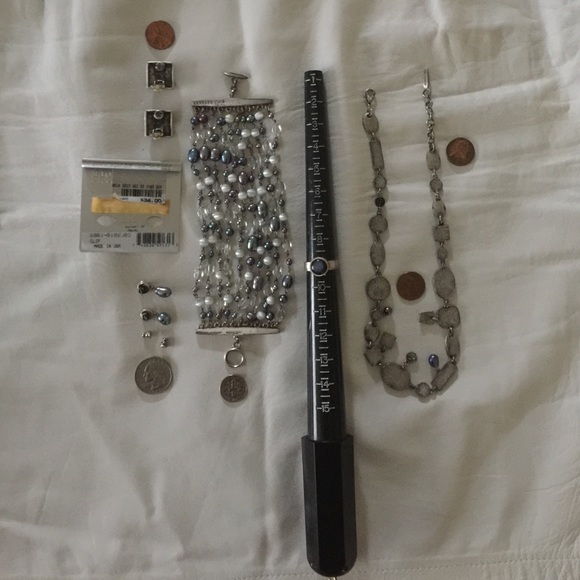 Kenneth Cole New York Jewelry. - Picture 2 of 4