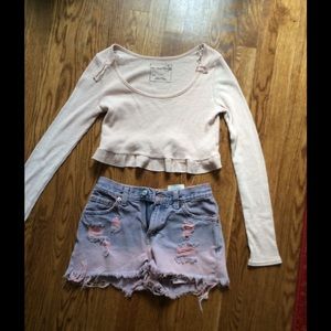 Free People Light Pink Long Sleeve Cropped Sweater