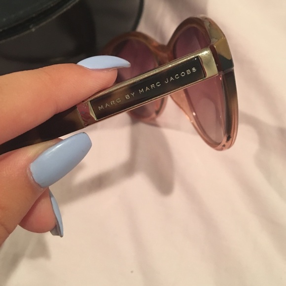 Marc Jacobs sunglasses - Picture 2 of 2