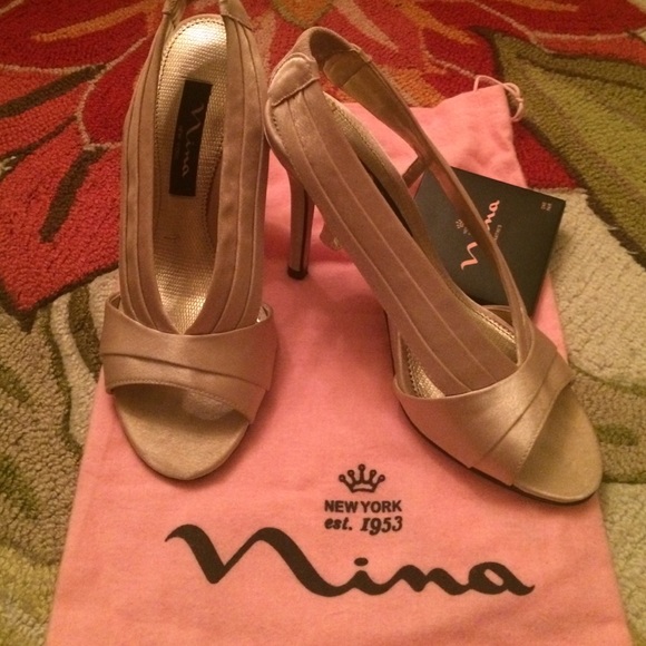 Gorgeous Nina heels 👠