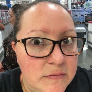 Meet your Posher, Erika