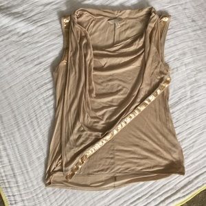 Awesome  Gold Details!