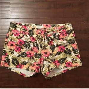 pretty floral shorts